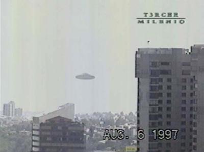 Not The Real UFO Sighting I Had, But What it Looked Like...